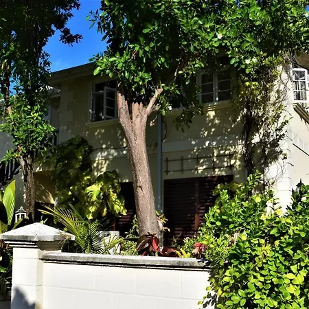 Coconut Walk Beach Apartment Christ Church Exterior photo